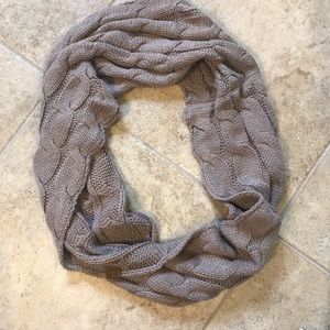 CC scarf